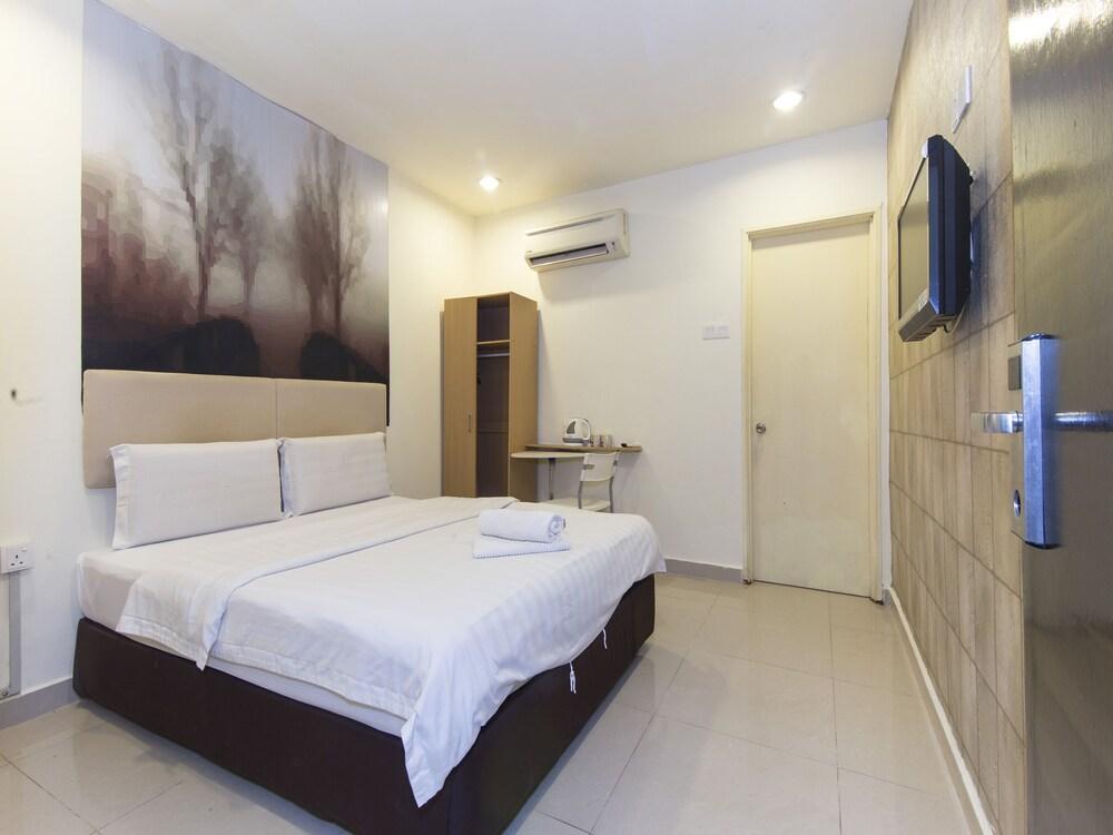 Victory Street Boutique Hotel