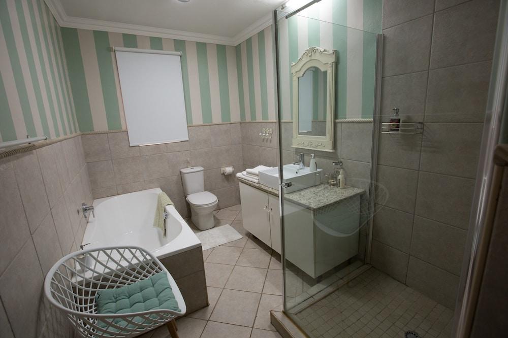 MacGregors Guest House