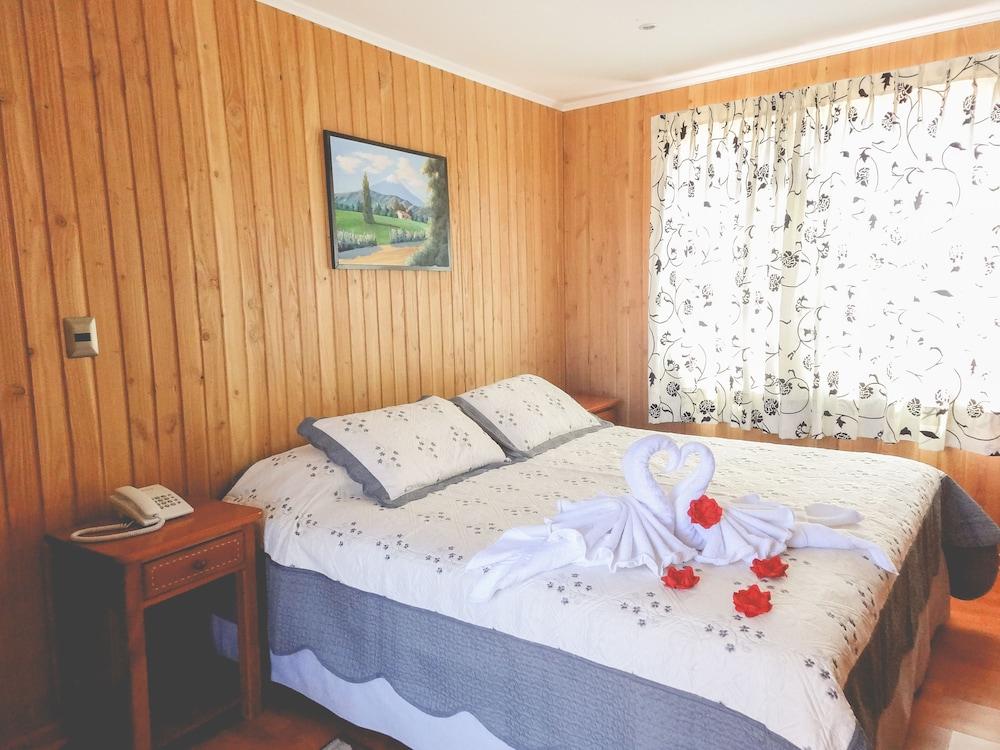 Hotel Iorana Tolache