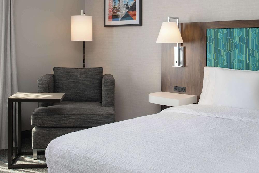 Hampton Inn & Suites Seattle-Airport/28th Ave