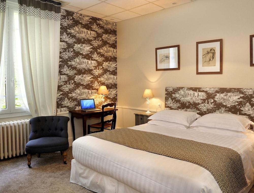 BRIT HOTEL & SPA Le Roc au Chien