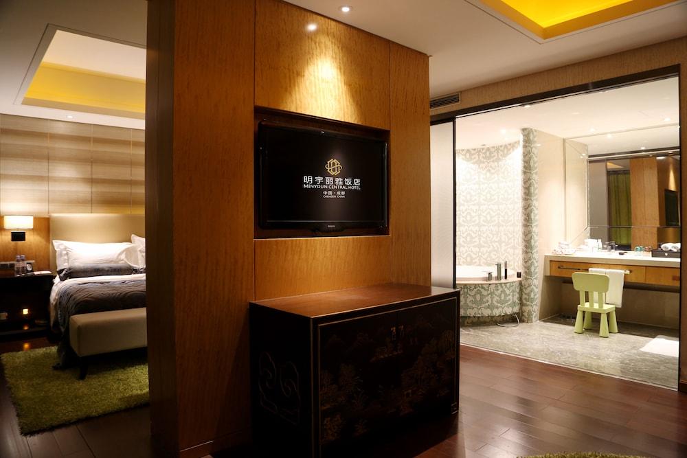 Lia Chengdu Hotel