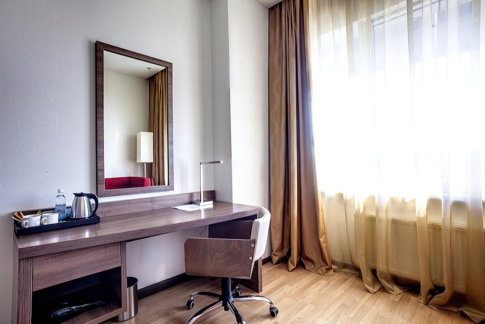 Ramada Encore by Wyndham Kyiv