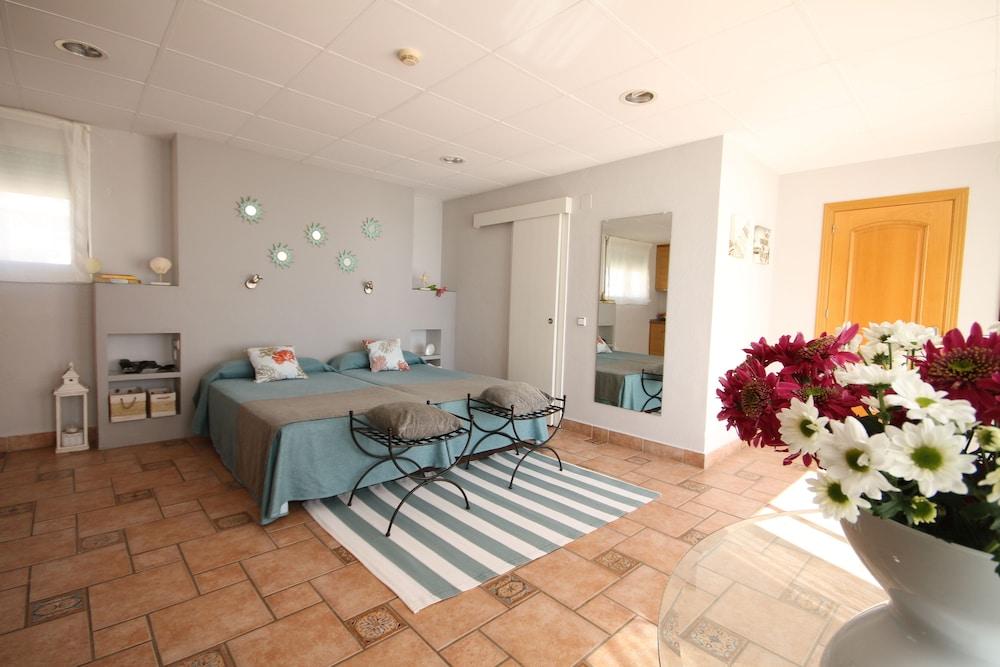 Moon Dreams Mediterraneo