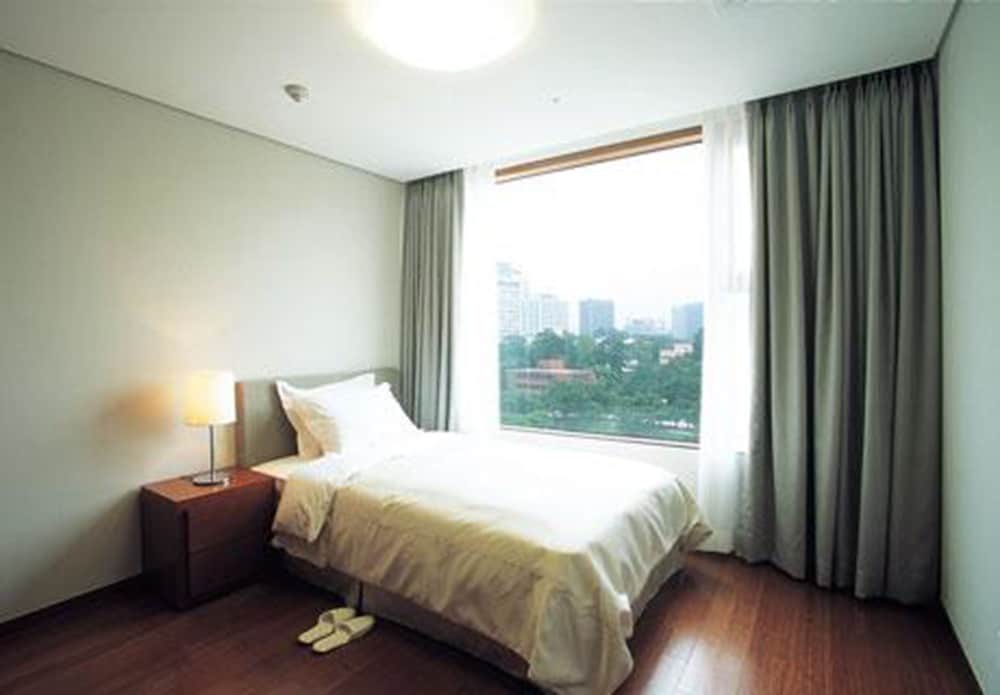 Vabien Suite 1 Serviced Residence