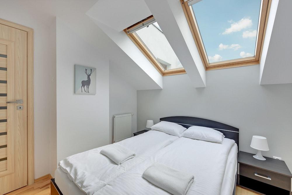 Apartinfo Apartments - Morena