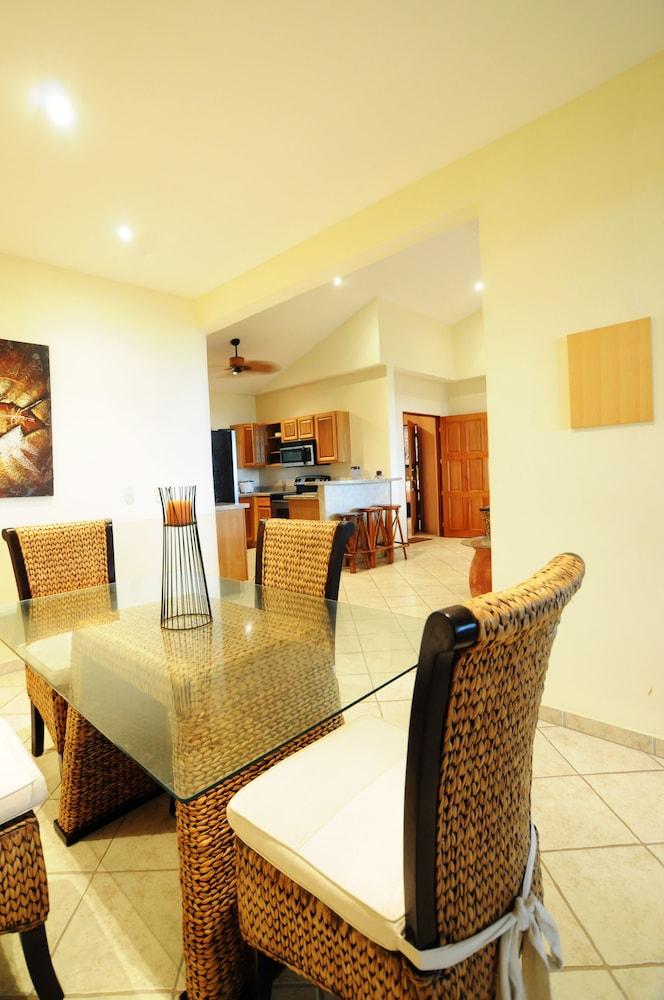 Hotel Cocomar Beachfront Hotel