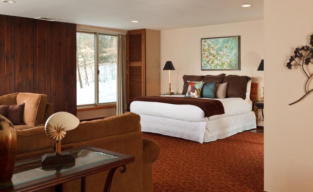 The Inn At Honey Run