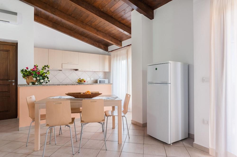 Gravina Resort & Apartments