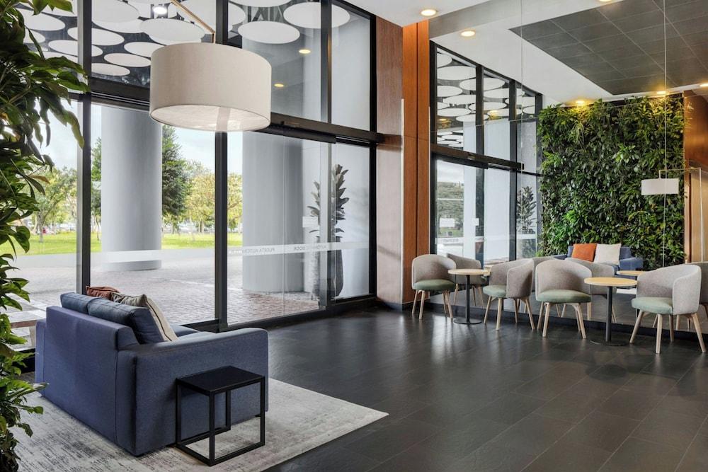 Fairfield by Marriott Bogota Embajada