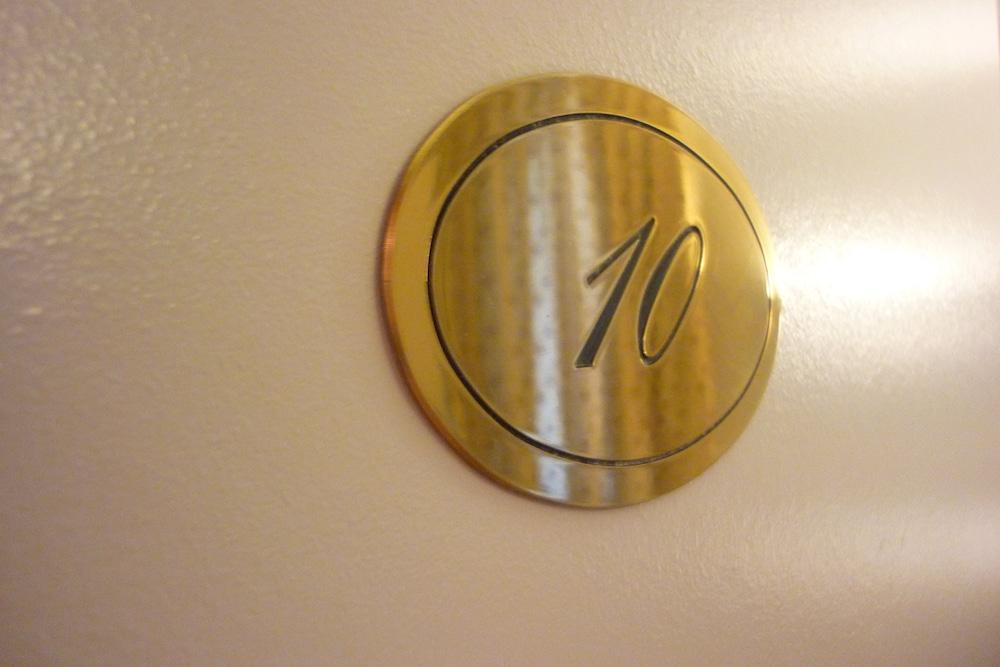 Appart Hôtel Charles Sander