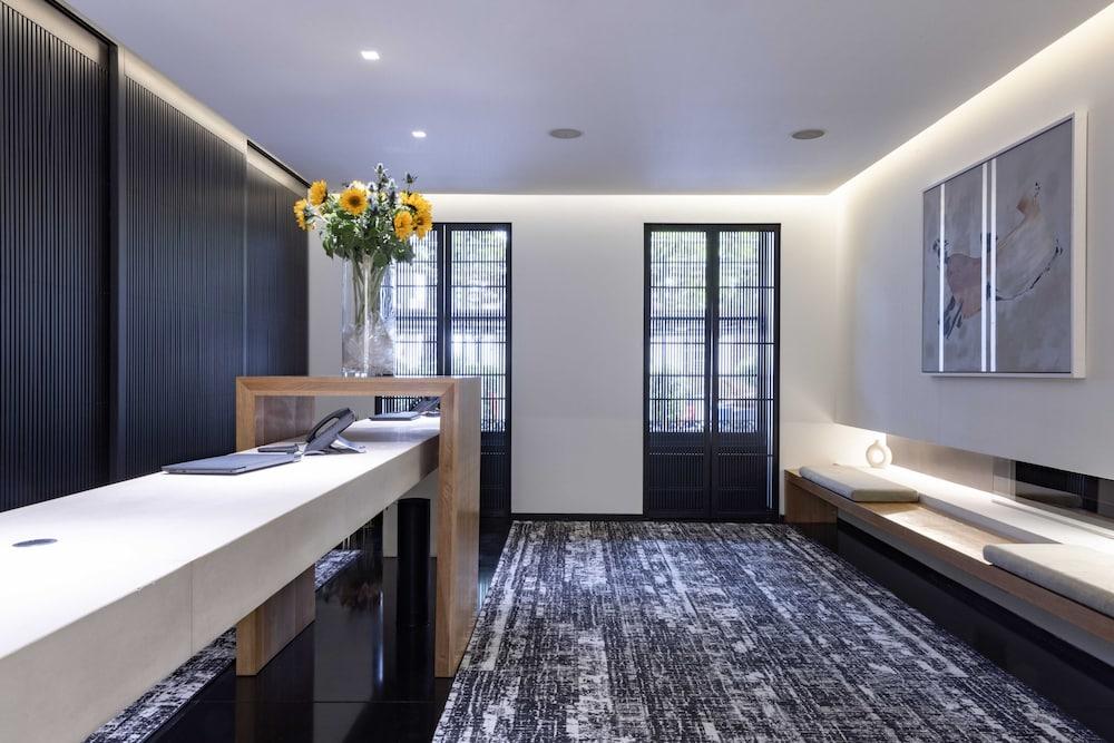 La Suite West - Hyde Park