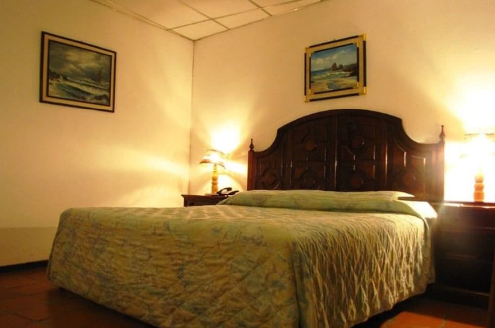 Hotel Pacific Paradise