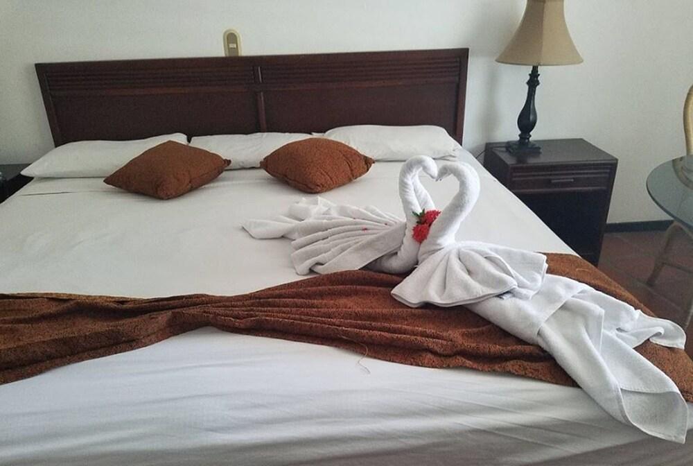 Hotel Pacific Paradise