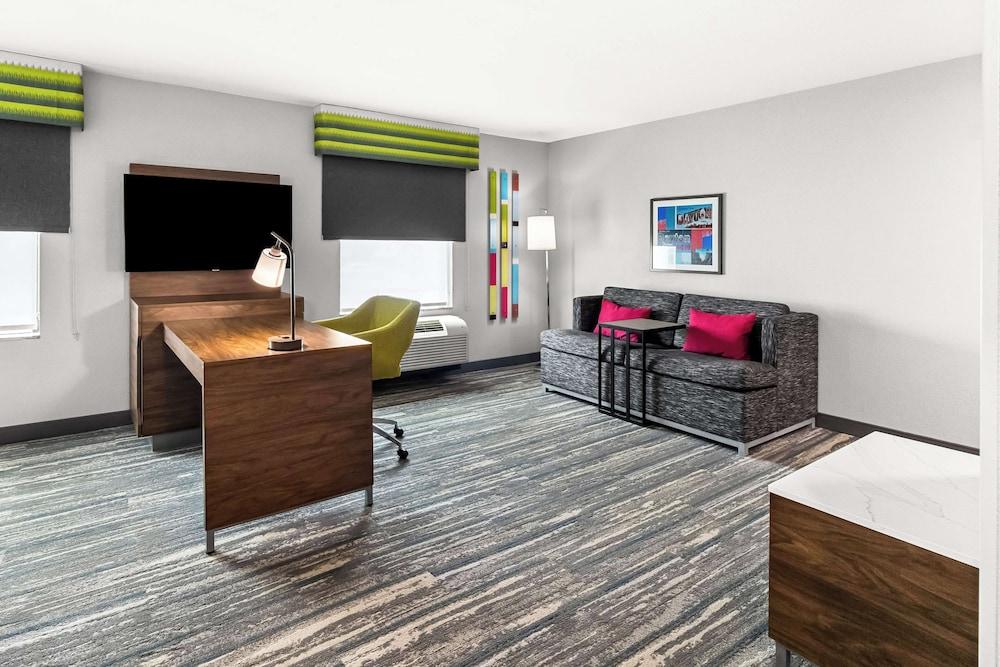 Hampton Inn by Hilton Dayton South