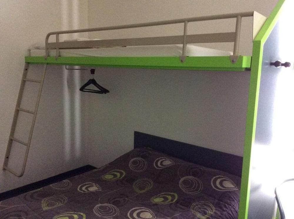 Lemon Hotel Saint Omer