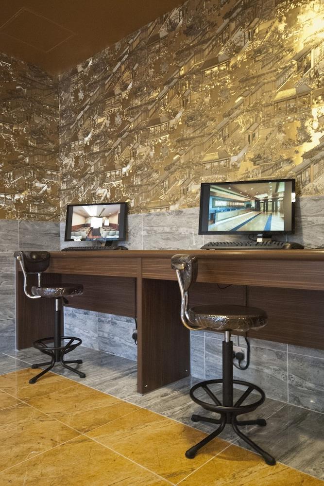 Ramada Hong Kong Harbour View