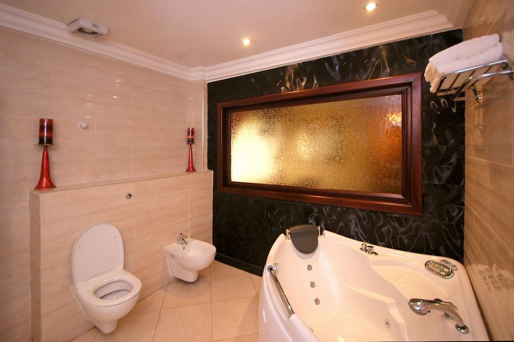 Planet One Hotel & Wellness