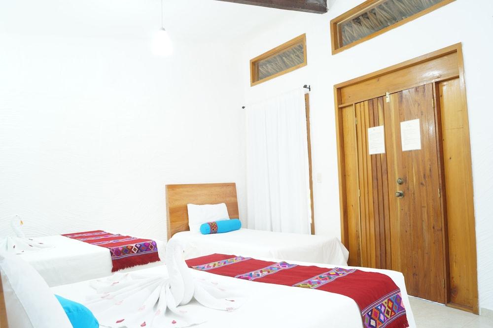 Hotel La Aldea del Halach Huinic