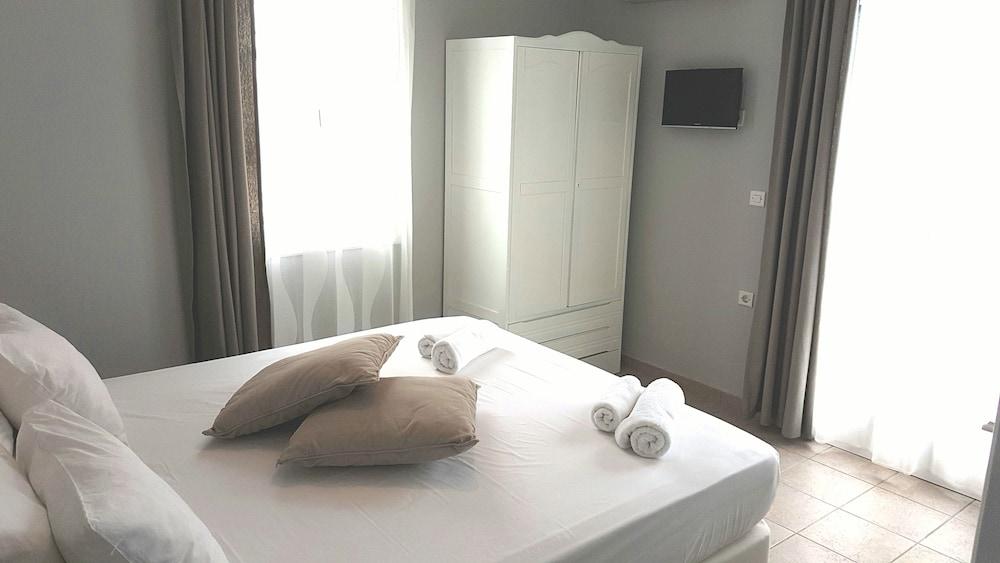 Ippokampos Beachfront