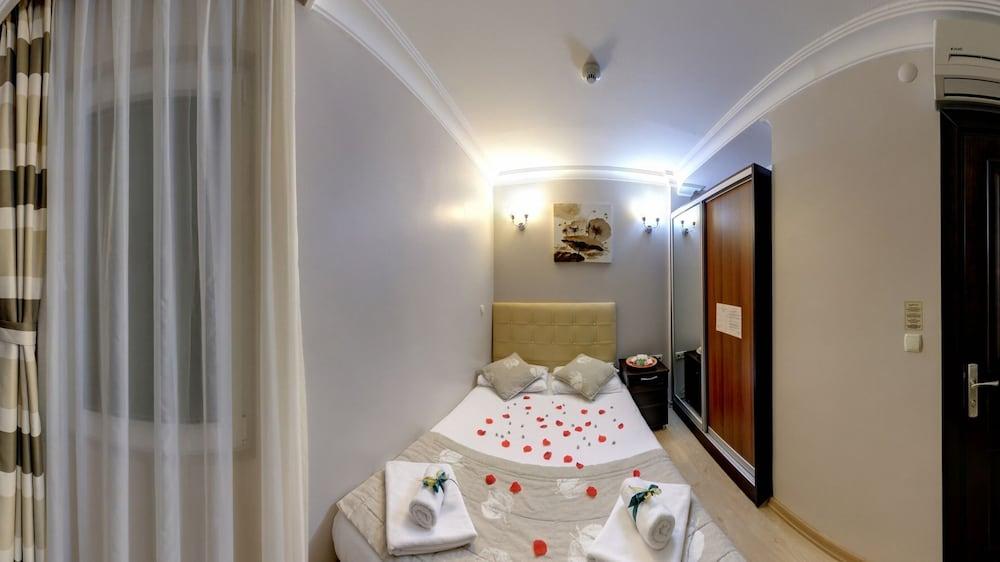 Marine House Boutiqe Hotel