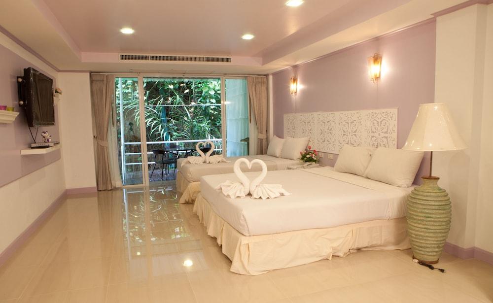 Phranang Place Hotel