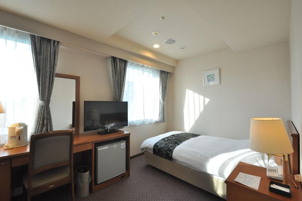 Kobe City Gardens Hotel