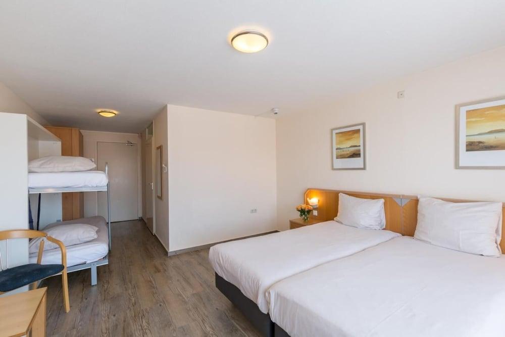 Strandhotel Bos en Duin