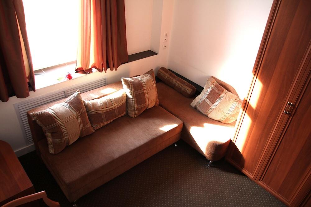 Apartments on Maly Karetny