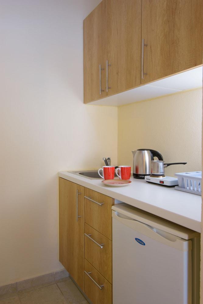 Ammoudara Beach Hotel & Apartments