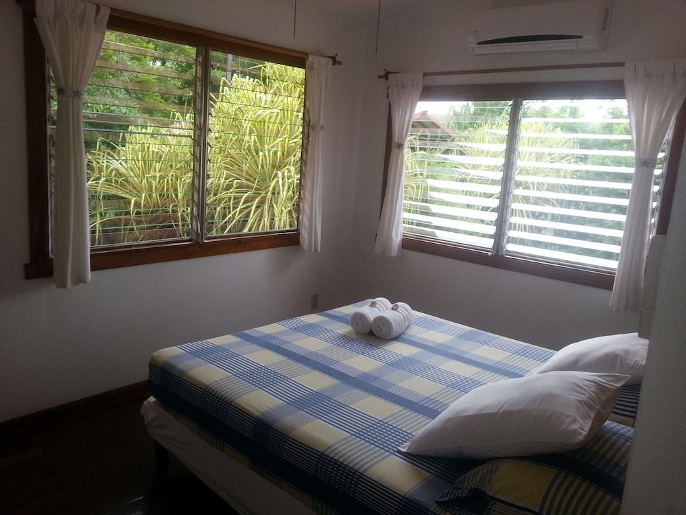 Beso del Viento - Adults Only