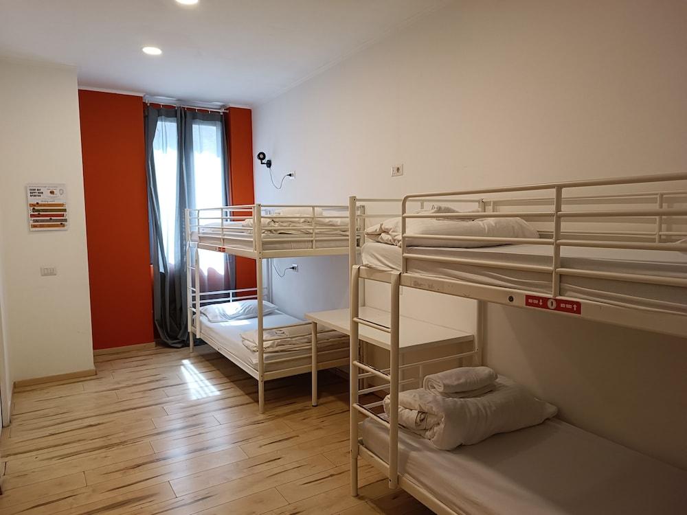 QUO Milano - Hostel