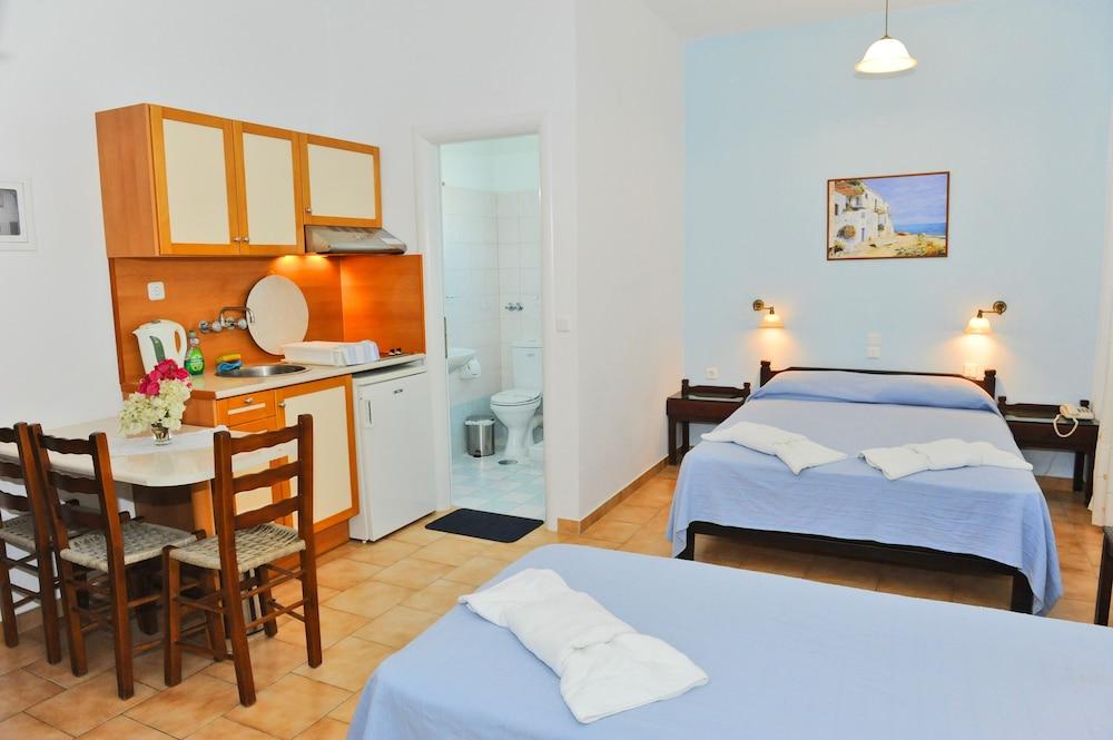 Tilemachos Rooms & Studios