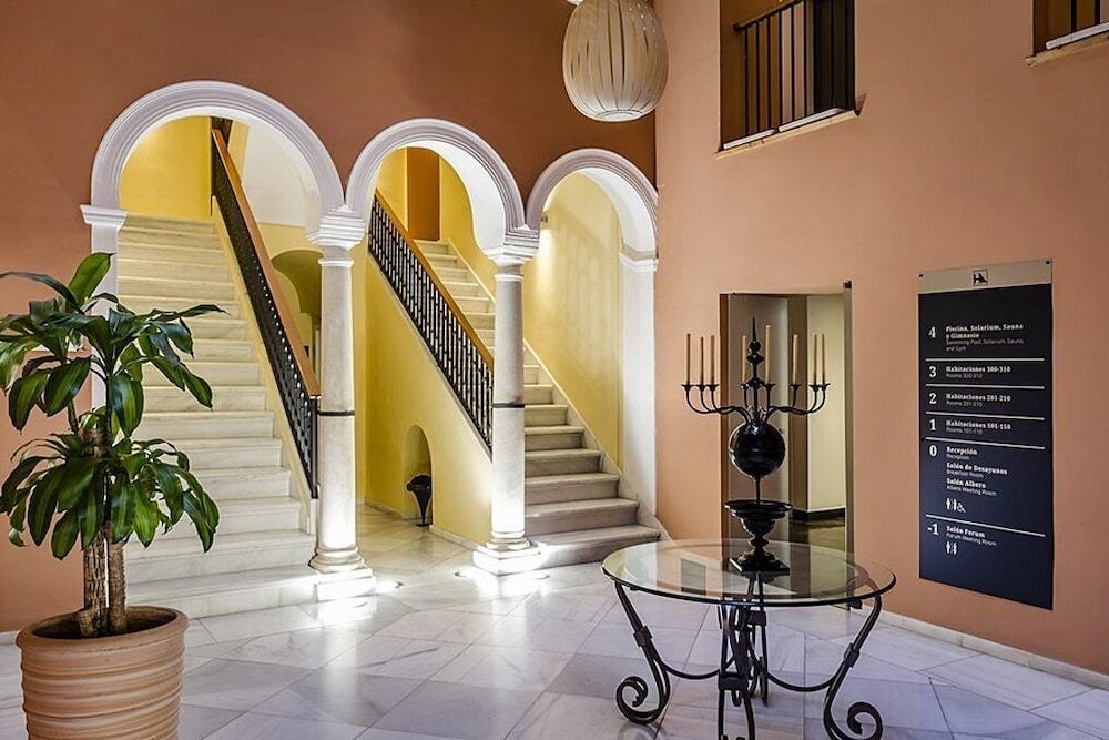 Eurostars Asta Regia