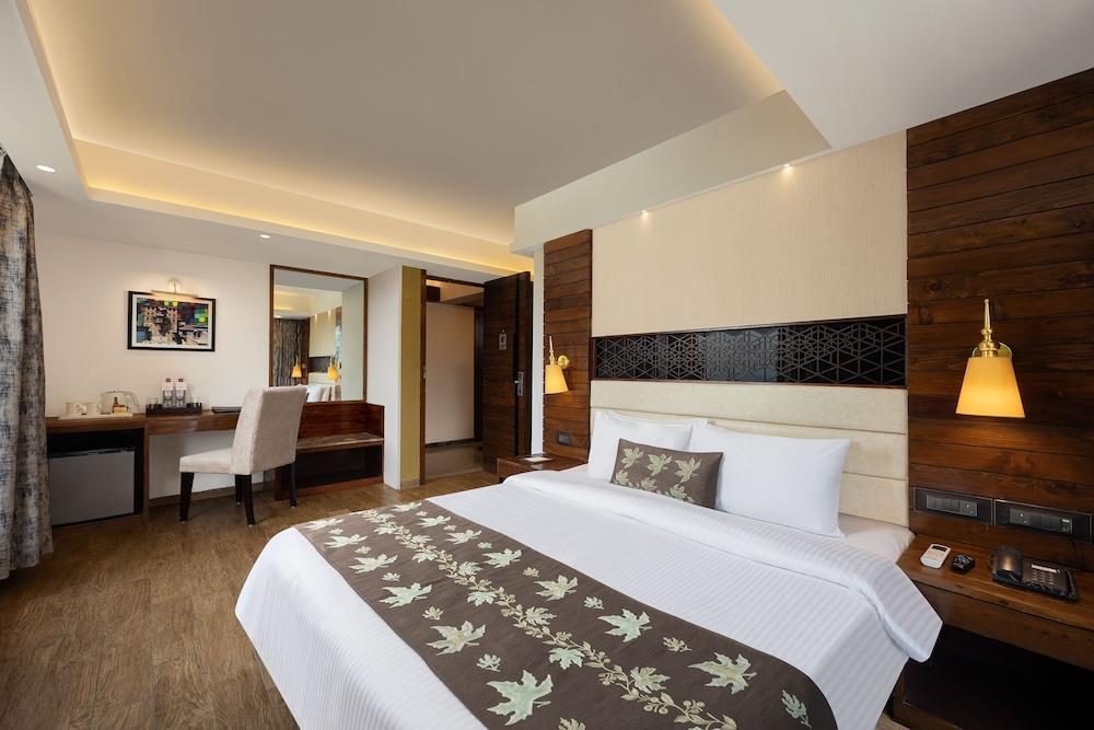 Golden Tulip Srinagar