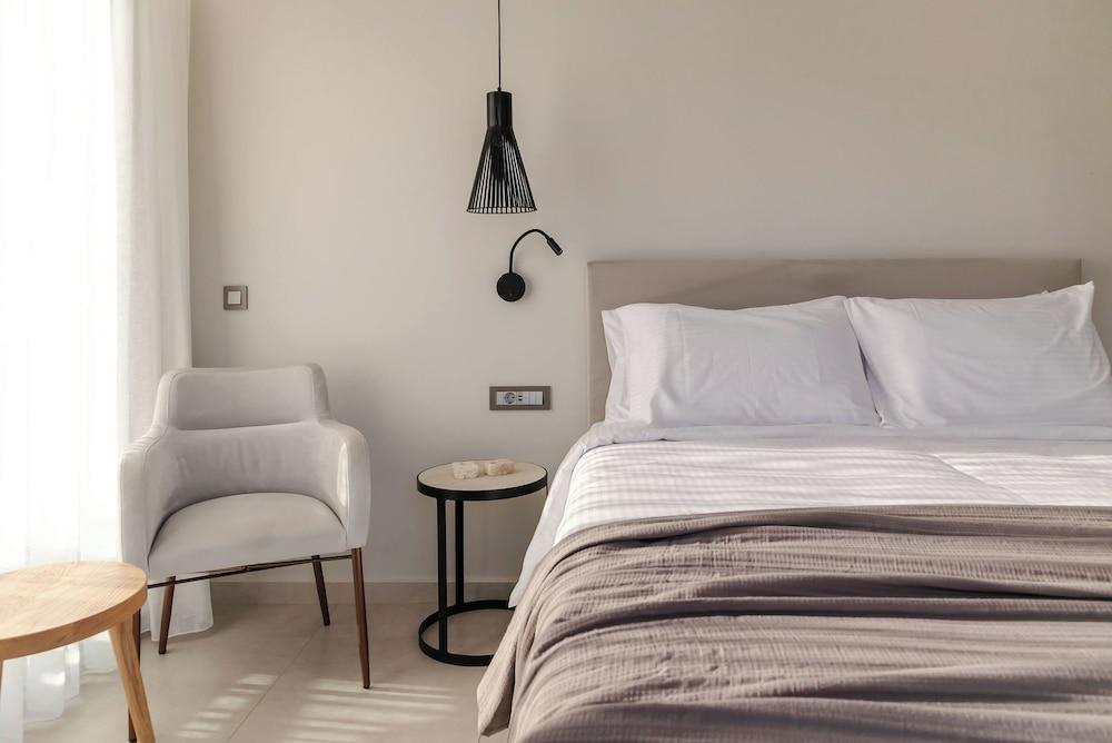 Batis Aero Beachfront Wellbeing Hotel