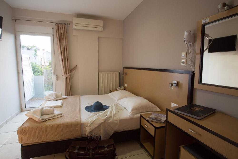 Theofilos City Hotel