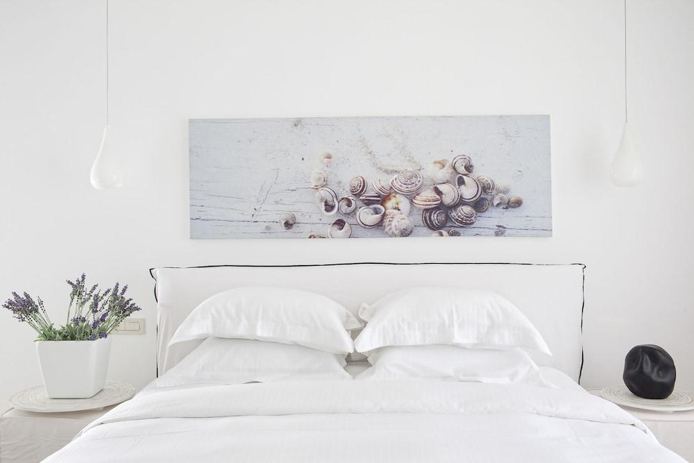 Myconian Villa Collection