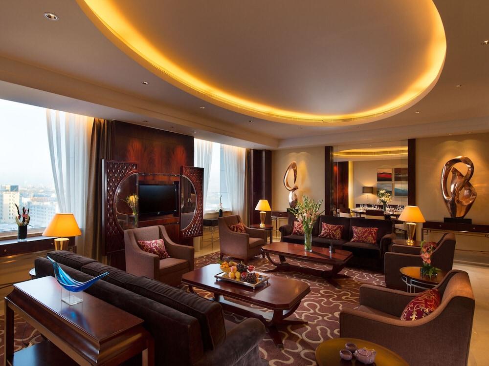 DoubleTree by Hilton Hotel Qinghai - Golmud