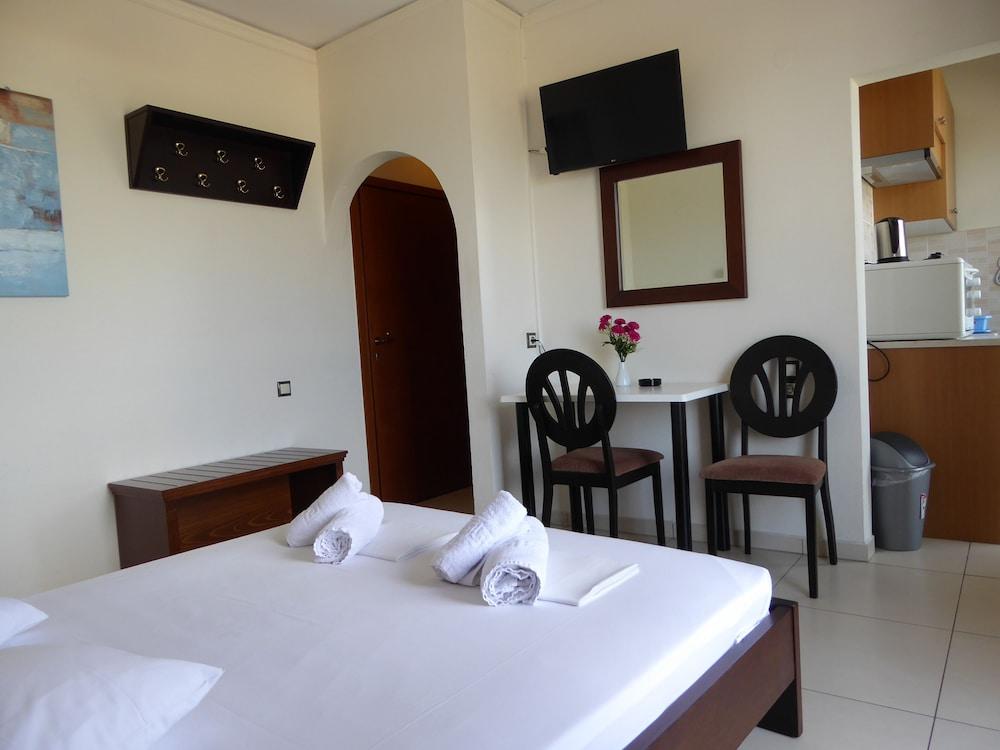 The Sea-View Apartments