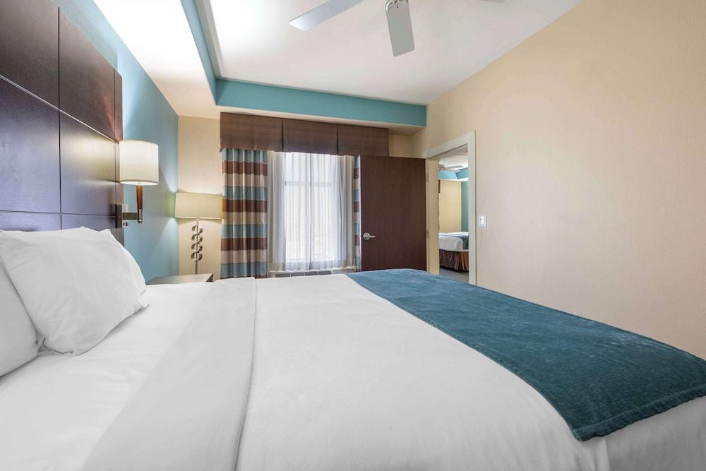 Best Western Plus Midland Suites