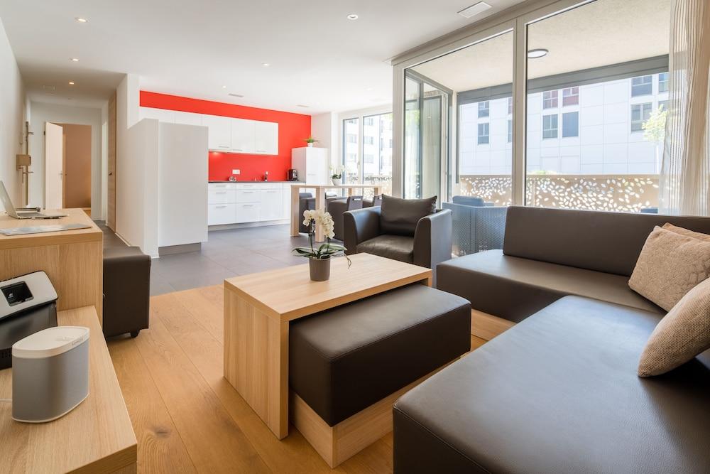 Centerpark Apartments