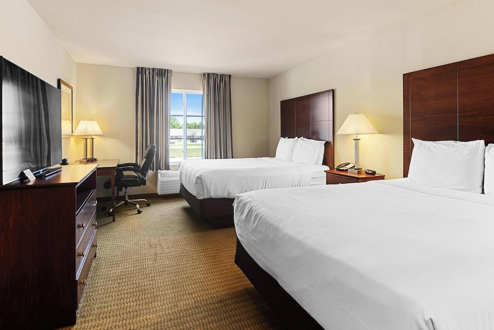 Cobblestone Hotel & Suites - Knoxville