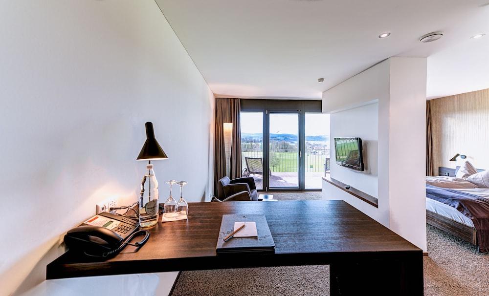 Small Luxury Hotel Wellnesshotel Golfpanorama