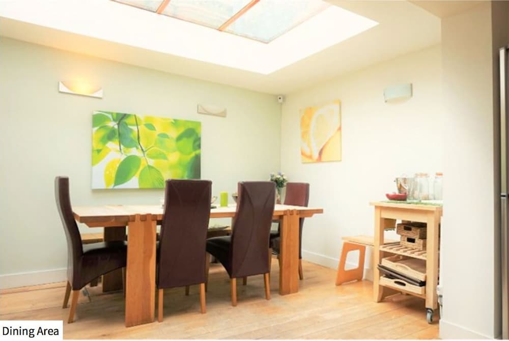 Chaucer House BijouAbode