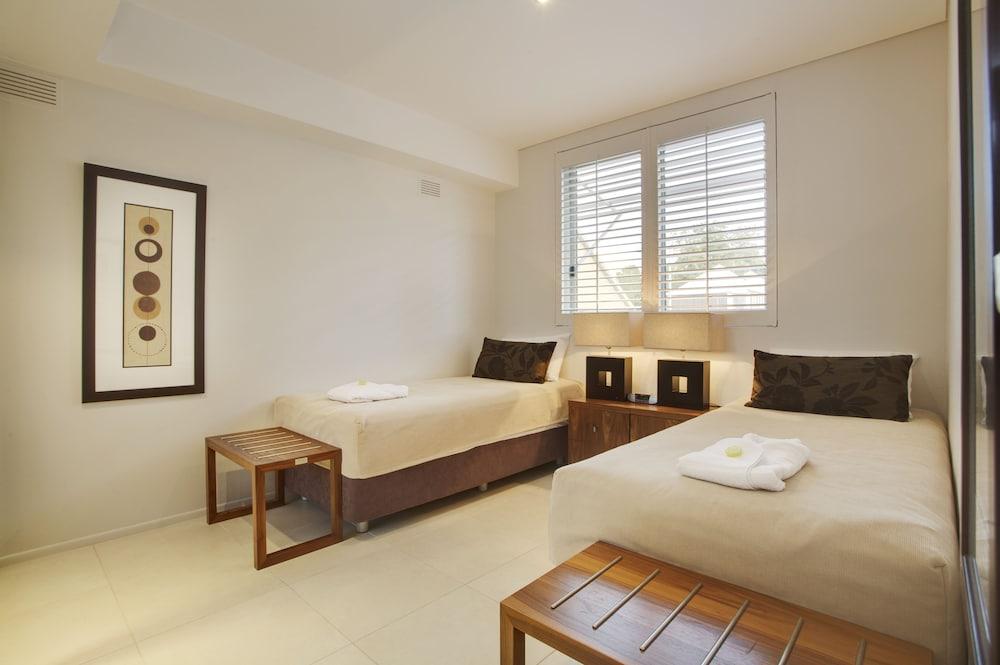 Maison Noosa Beachfront Resort