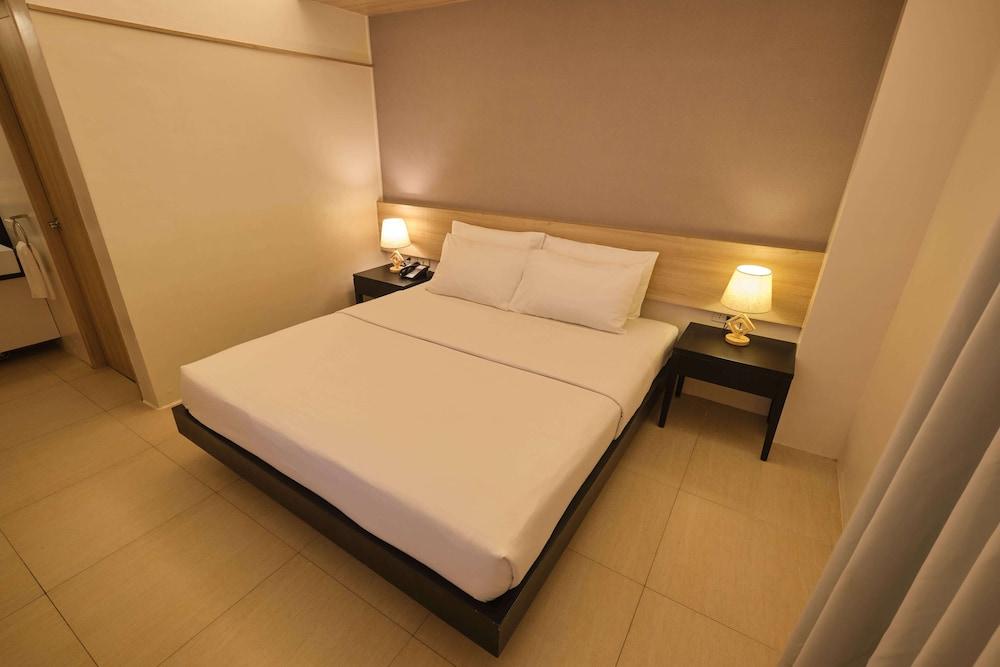 The Tides Hotel Boracay