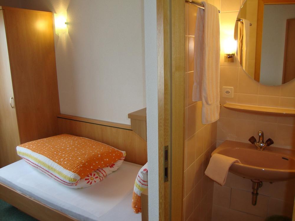 Hotel GARNI Mittenwald