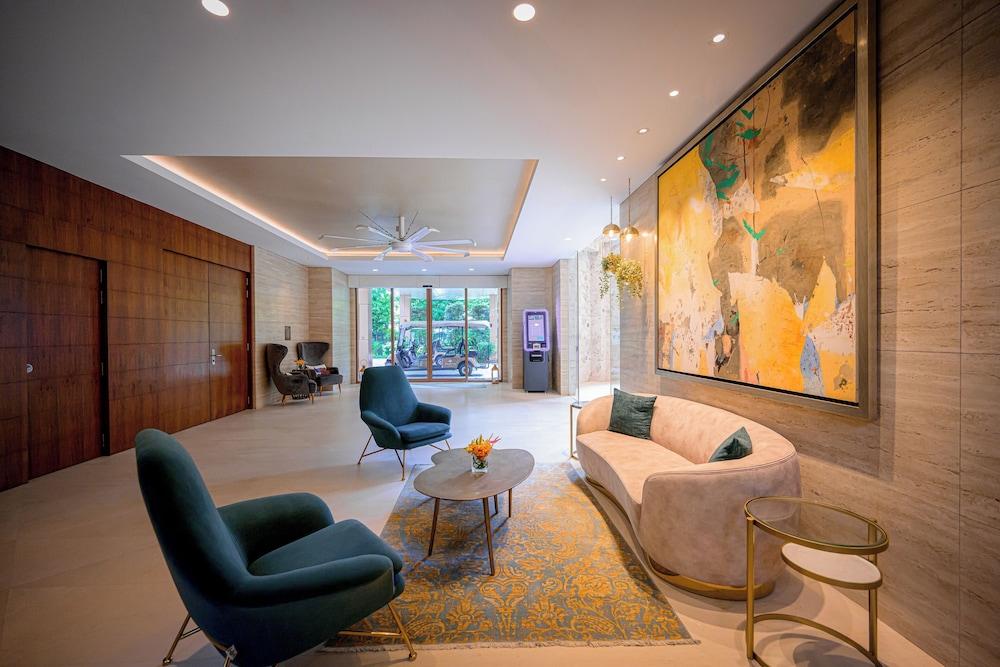 Resorts World Sentosa - Equarius Hotel