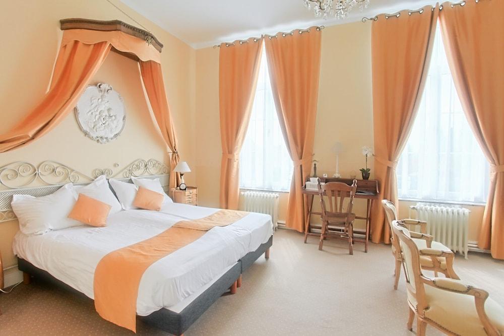 Château de Moulin le Comte